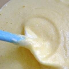 Маник с мляко в мултикукър (8 съставки) Как се готви маник с мляко в мултикукър